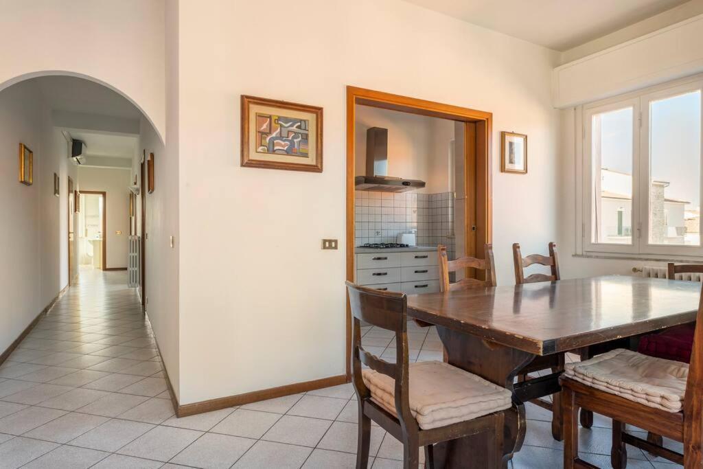Chic Italian Escape - Casa Vacanze Lorusso Montecatini Terme Buitenkant foto