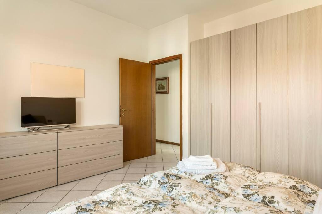Chic Italian Escape - Casa Vacanze Lorusso Montecatini Terme Buitenkant foto
