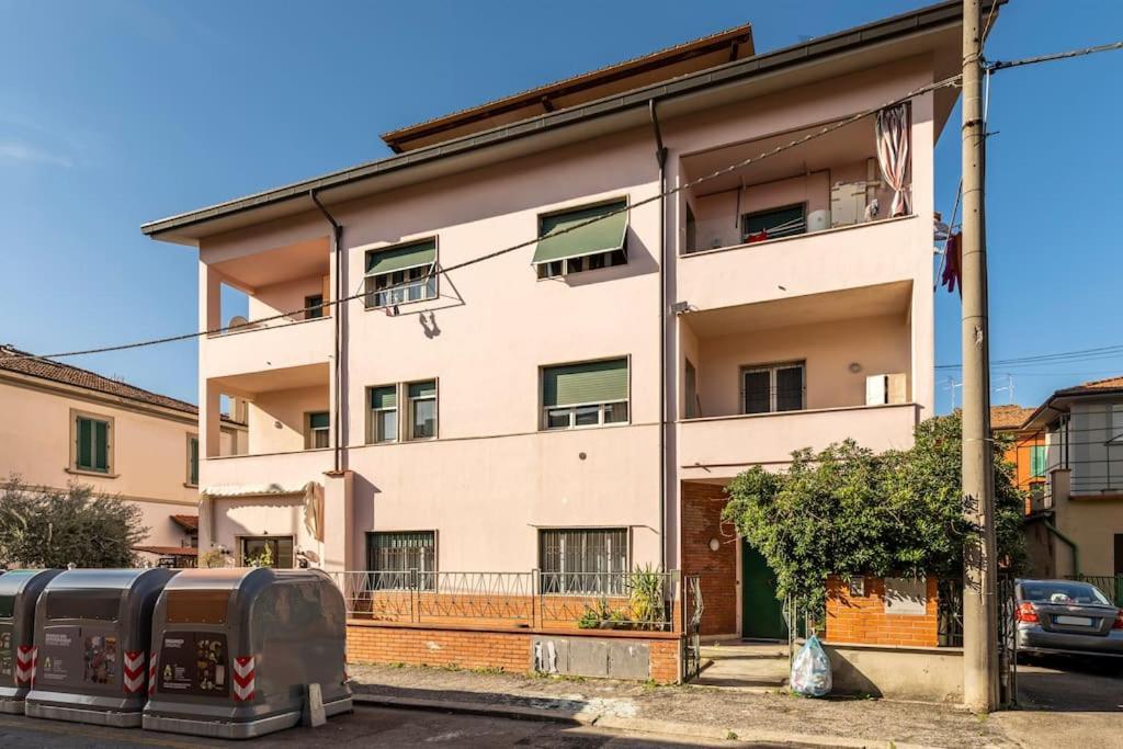 Chic Italian Escape - Casa Vacanze Lorusso Montecatini Terme Buitenkant foto